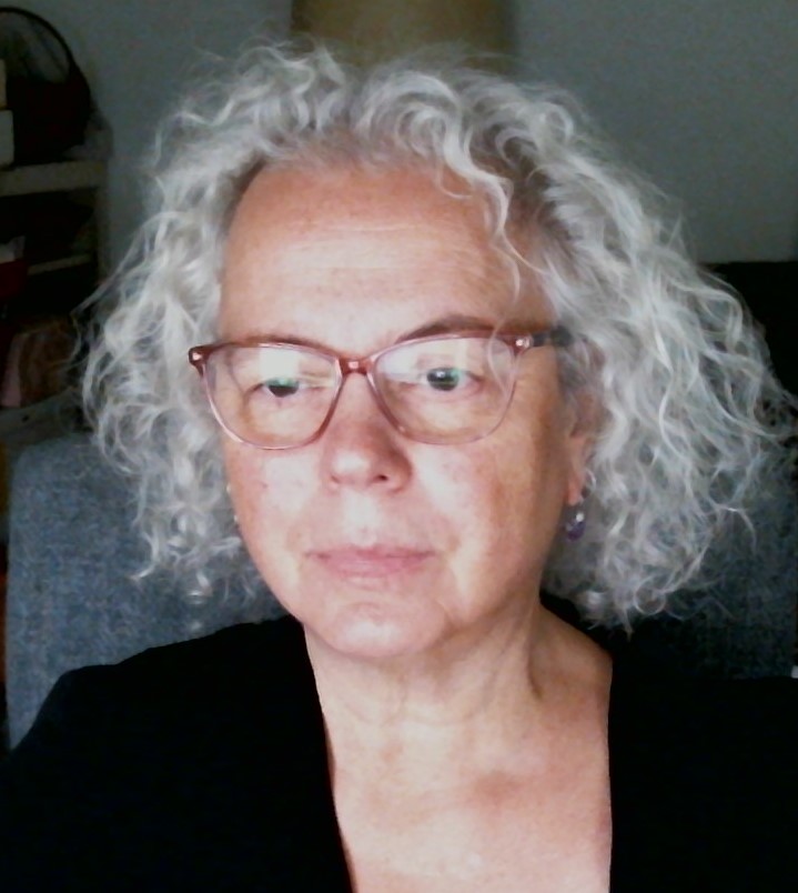 headshot Sept 2018.jpg